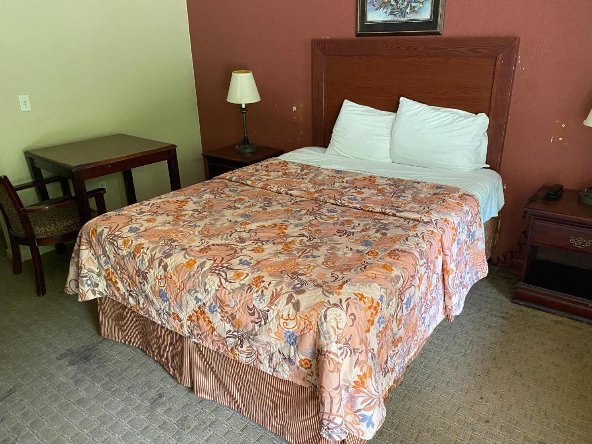 Budget Inn Дотан Экстерьер фото